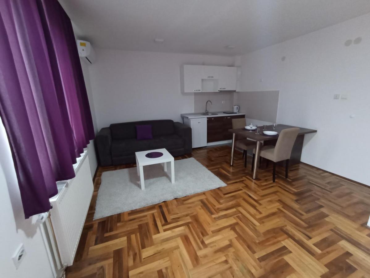 Sunny Apartment Ni Buitenkant foto